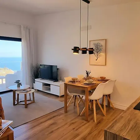 Daire Maresia Village *
